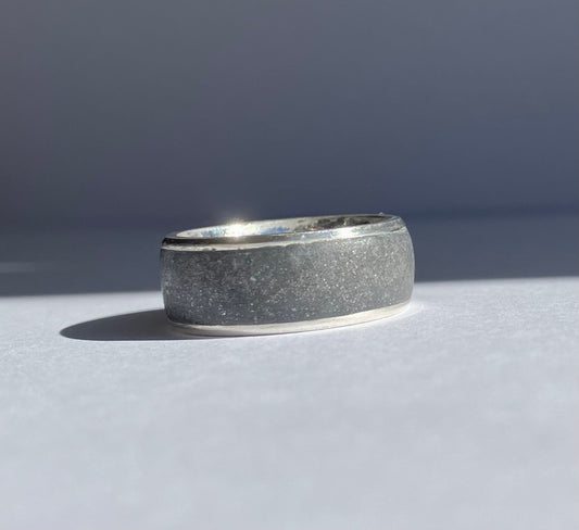 Rugged Minimalist - Gray Minimalist Ring with Concrete Inlay